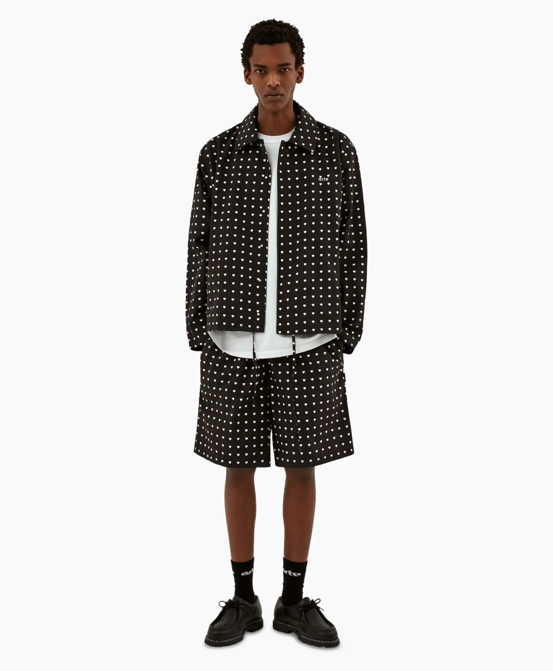 Online Jack Coach Heart Print Zwart Heren Jassen